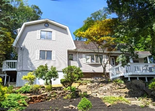 Property at 4 Rosewood Ln, Boonton Twp., NJ 07005-9124, 4 beds, 3 baths