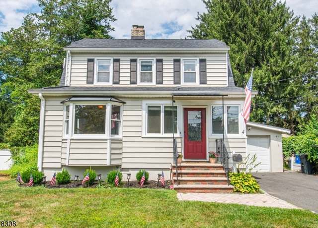 Property at 4 Birch Ln, Florham Park Boro, NJ 07932-1714, 3 beds, 1 bath