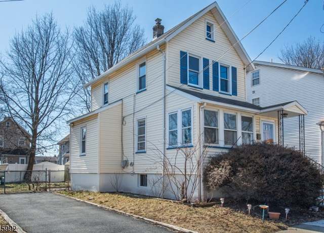 Property at 626 Meadow St, Roselle Boro, NJ 07203-1514, 3 beds, 1 bath