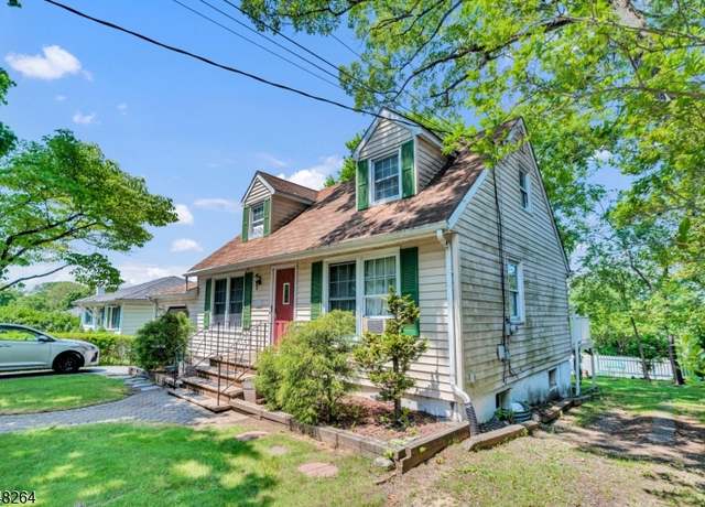 Property at 627 E Vail Rd, Roxbury Twp., NJ 07850-1217, 4 beds, 2.5 baths