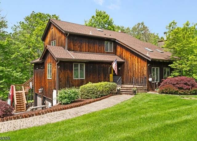 Property at 67 Brookwood Rd, Byram Twp., NJ 07874-3227, 4 beds, 2.5 baths
