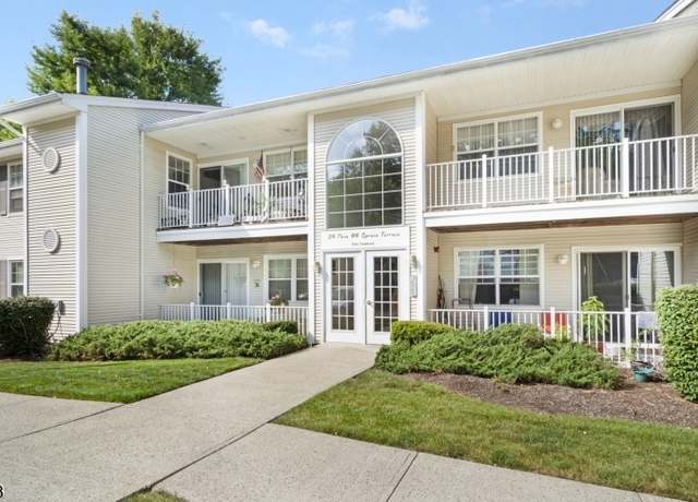Property at 32 Spruce Ter, Mount Arlington Boro, NJ 07856-2310, 2 beds, 2 baths