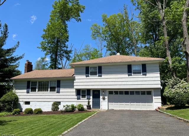 Property at 15 Clover Ct, Cedar Grove Twp., NJ 07009-1905, 4 beds, 2.5 baths