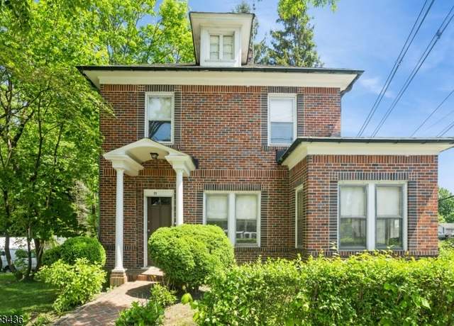 Property at 51 Martin Luther King Ave, Morristown Town, NJ 07960-4038, 3 beds, 2 baths