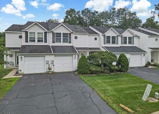 Property at 533 W Valley View Ave, Hackettstown Town, NJ 07840-1254, 3 beds, 2.5 baths