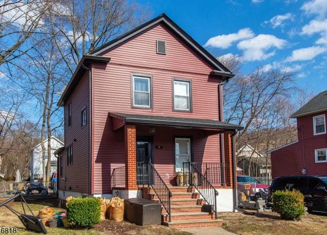 Property at 13 Franklin Pl, Wanaque Boro, NJ 07420-1208, 3 beds, 2 baths