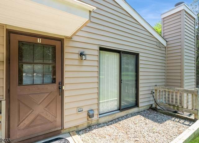 Property at 1 N Slope #1, Union Twp., NJ 08809-1134, 2 beds, 1 bath
