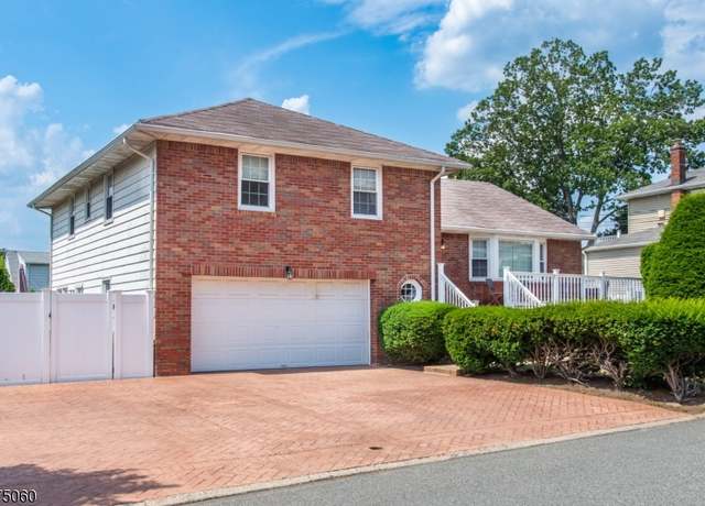 Property at 22 Mount Pleasant Ave, Woodland Park, NJ 07424-2836, 3 beds, 2.5 baths