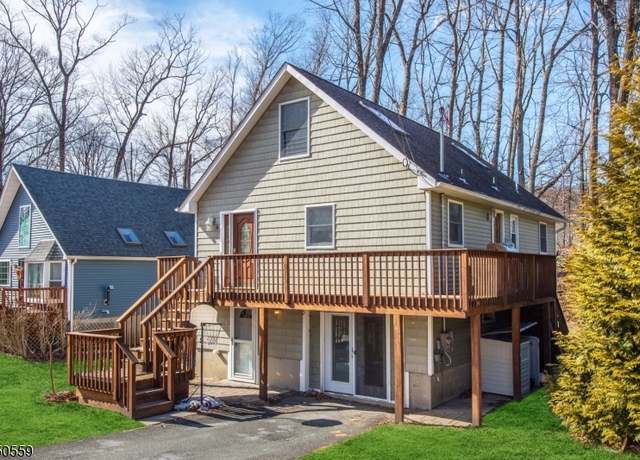 Property at 9 Butternut Rd, Vernon Twp., NJ 07462-3418, 3 beds, 2 baths