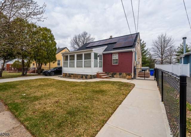 Property at 41 Park Ave, Carteret Boro, NJ 07008-1341, 3 beds, 2 baths