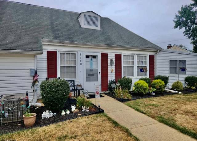 Property at 158B Pelham Ln Unit B, Monroe Twp., NJ 08831, 2 beds, 1 bath