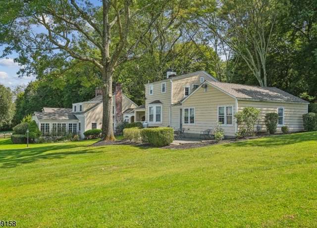 Property at 75 Roxiticus Rd, Mendham Twp., NJ 07931, 5 beds, 5 baths