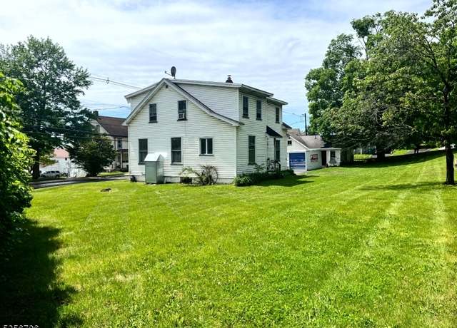 Property at 65 Hamburg Ave, Sussex Boro, NJ 07461-2208, 3 beds, 1.5 baths