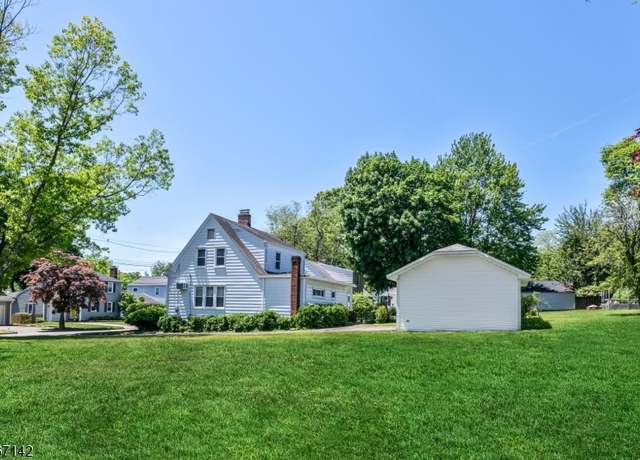 Property at 37 Hawthorne Ave, Morris Plains Boro, NJ 07950