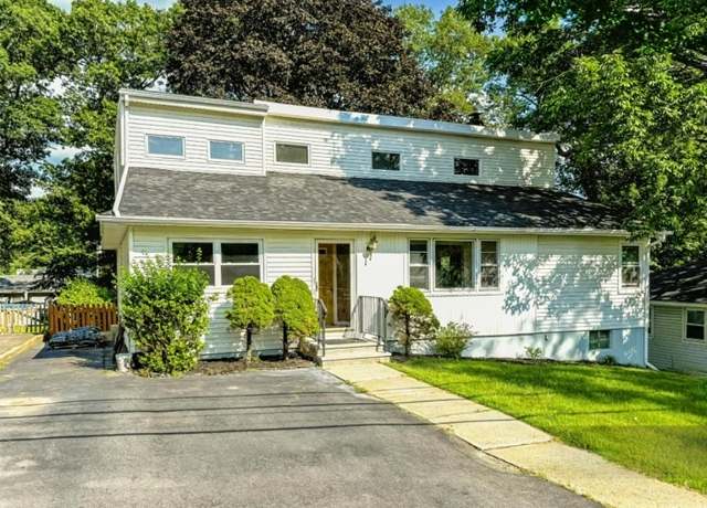 Property at 7 Algonquin Ave, Rockaway Twp., NJ 07866-1003, 4 beds, 2 baths
