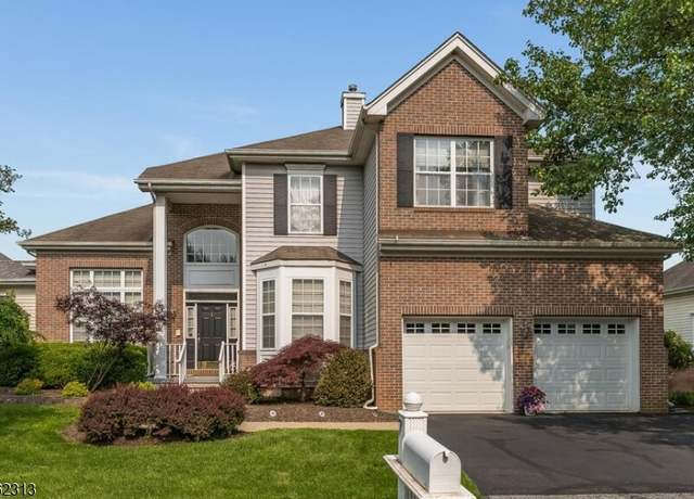 Property at 7 Colts Ln, Raritan Twp., NJ 08822-3400, 4 beds, 3.5 baths