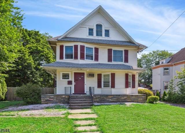 Property at 923 Park Ave, Plainfield City, NJ 07060-3001, 3 beds, 3.5 baths