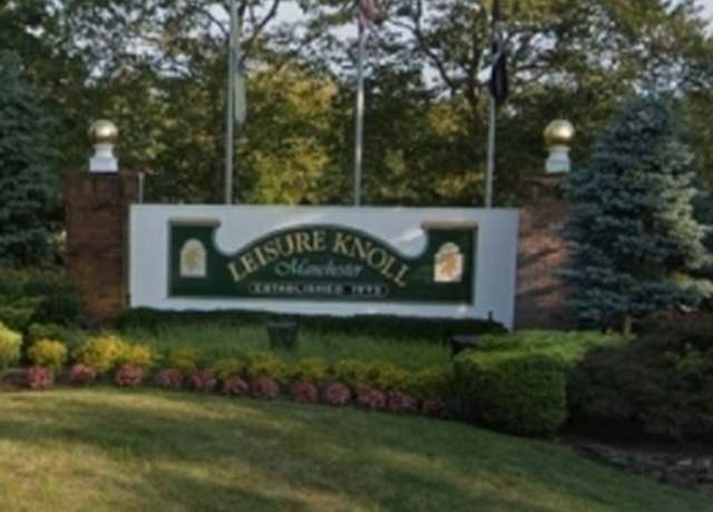 Property at 27 Cromwell Ct, Manchester Twp., NJ 08759-6646, 2 beds, 2 baths