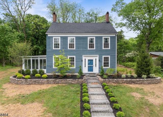 Property at 1516 Main St, Millstone Boro, NJ 08844-5110, 3 beds, 1.5 baths