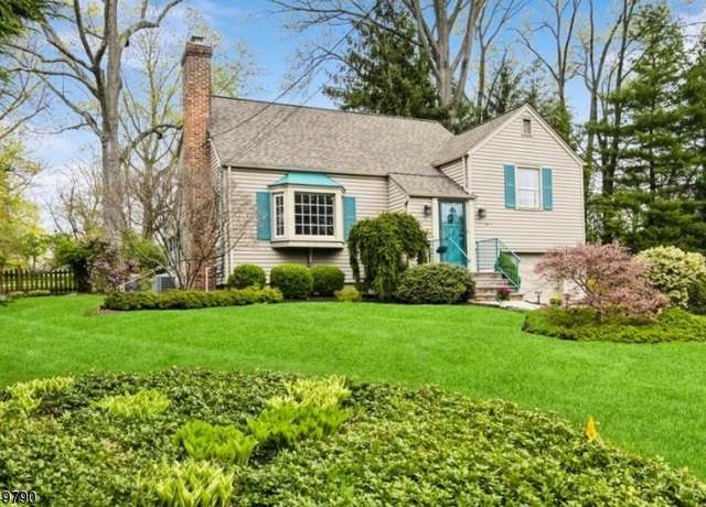 Property at 725 Saint Marks Ave, Westfield Town, NJ 07090-2036, 3 beds, 2 baths