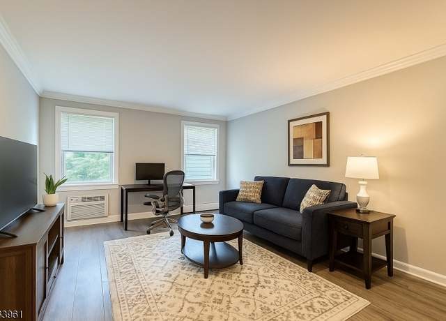 Property at 935C E Front St Unit C, Plainfield City, NJ 07062-1152, 1 bed, 1 bath