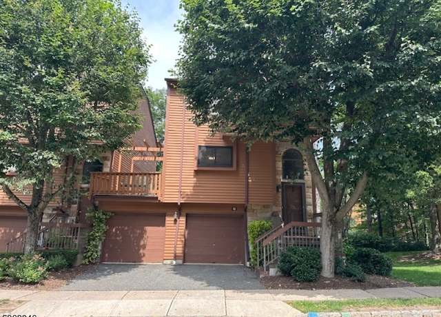 Property at 18 Flintlock Ter, Rockaway, NJ 07866-4830, 3 beds, 2.5 baths