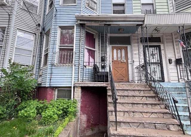 Property at 37 Arlington Ave, Jersey City, NJ 07305-4201, 6 beds, 2 baths
