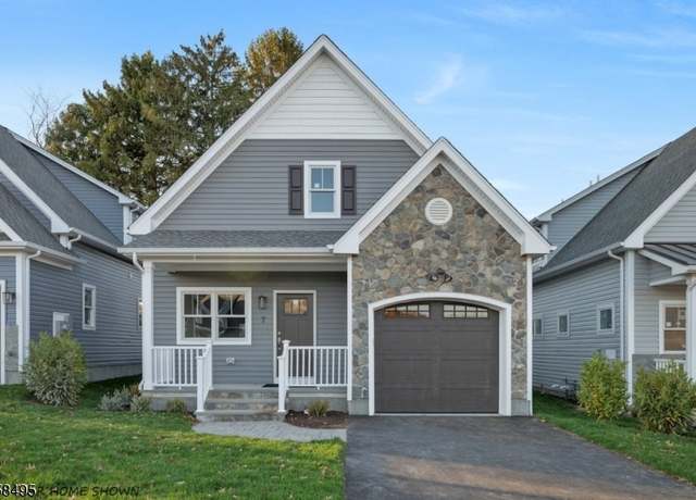 Property at 12 Birdie Ln, Boonton Town, NJ 07005, 3 beds, 2.5 baths