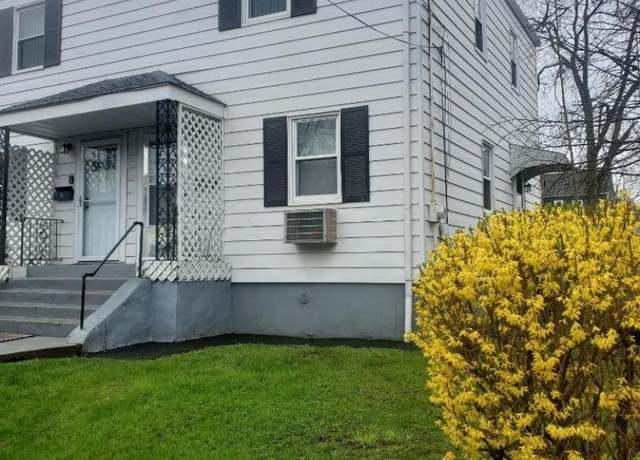 Property at 224 N 17th St, Bloomfield Twp., NJ 07003-5937, 2 beds, 1.5 baths