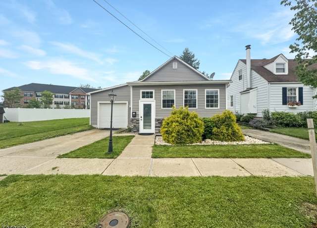 Property at 535 Marion St, Bound Brook Boro, NJ 08805-1210, 2 beds, 2 baths