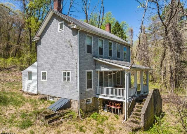 Property at 2 Spruce, Glen Gardner Boro, NJ 08826, 3 beds, 1 bath