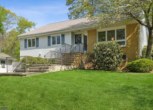 Property at 7 Calumet Ave, Rockaway Twp., NJ 07866-1801, 3 beds, 2 baths