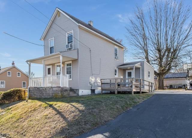 Property at 109 S Greasheimer St, Manville, NJ 08835-2529, 2 beds, 1 bath
