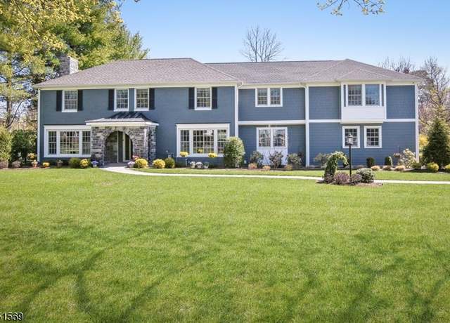 Property at 1387 CHAPEL HILL Rd, Mountainside Boro, NJ 07092-1404, 4 beds, 3.5 baths
