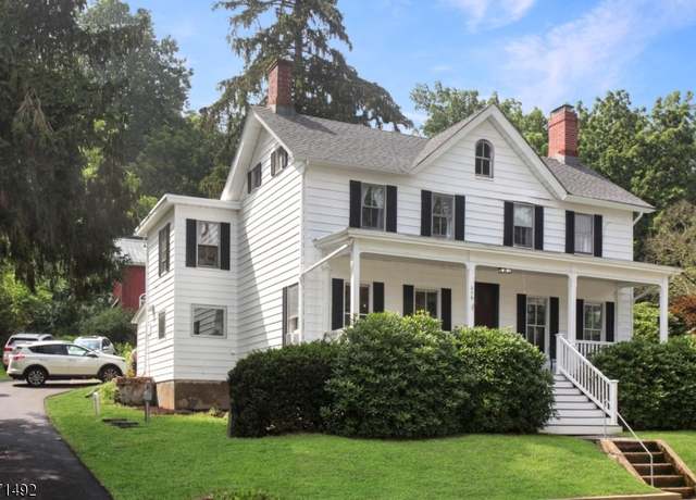 Property at 279 Main St, Mansfield Twp., NJ 07865-4037, 3 beds, 1.5 baths