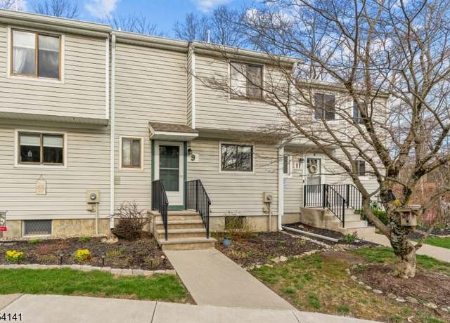 Property at 9 Fox Tail Ln, Hardyston Twp., NJ 07419-9775, 2 beds, 1.5 baths