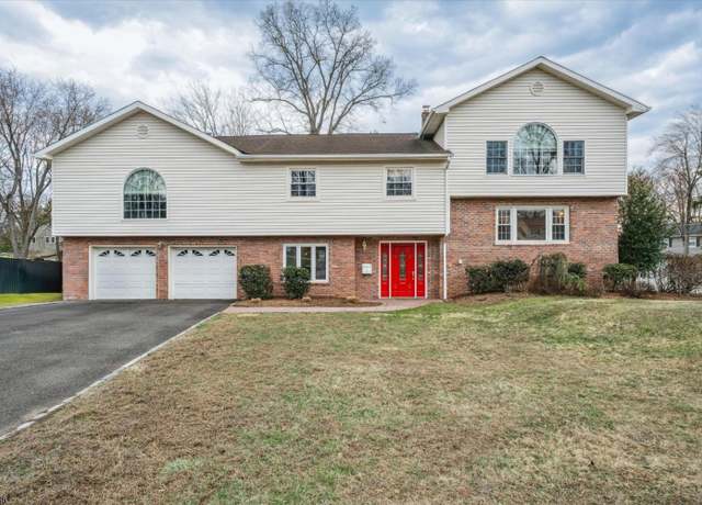 Property at 14 Pinchbrook Dr, Florham Park Boro, NJ 07932-1308, 5 beds, 4 baths