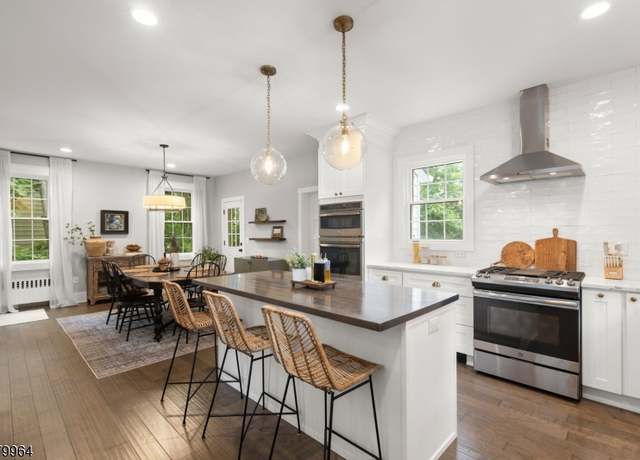 Property at 20 3rd St, Somerville Boro, NJ 08876-3214, 3 beds, 2 baths