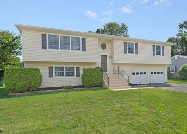 Property at 243 Powderhorn Dr, Lopatcong Twp., NJ 08865-2264, 4 beds, 2.5 baths