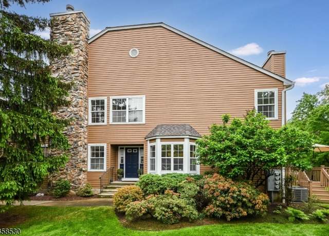 Property at 74 Hunter Rd #4, North Haledon Boro, NJ 07508-2798, 3 beds, 2.5 baths