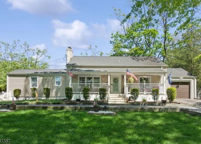 Property at 3 Country Club Rd, Livingston Twp., NJ 07039-2504, 4 beds, 3 baths