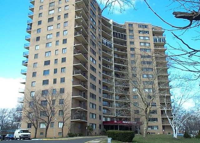 Property at 275 Prospect St Unit 2C, East Orange City, NJ 07017-0800, 2 beds, 2 baths