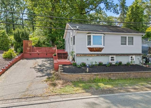Property at 82 Fox Hill Rd, Parsippany-troy Hills Twp., NJ 07834, 2 beds, 1 bath