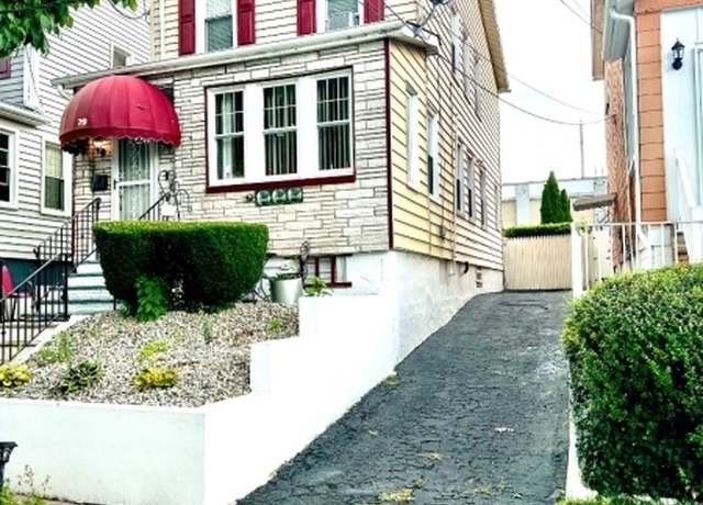 Property at 79 Norwood Ave, Irvington Twp., NJ 07111-4619, 3 beds, 1.5 baths