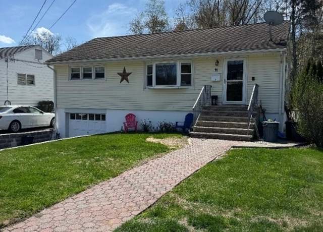 Property at 11 Poplar St, Bloomingdale Boro, NJ 07403-1812, 3 beds, 1 bath