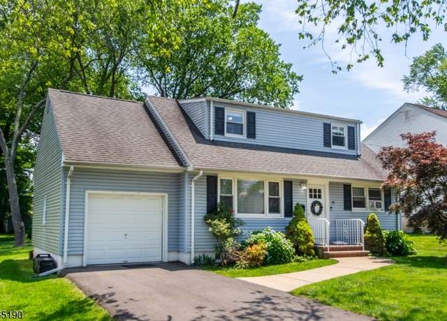 Property at 15 Equator Ave, South Bound Brook Boro, NJ 08880-1101, 4 beds, 2 baths