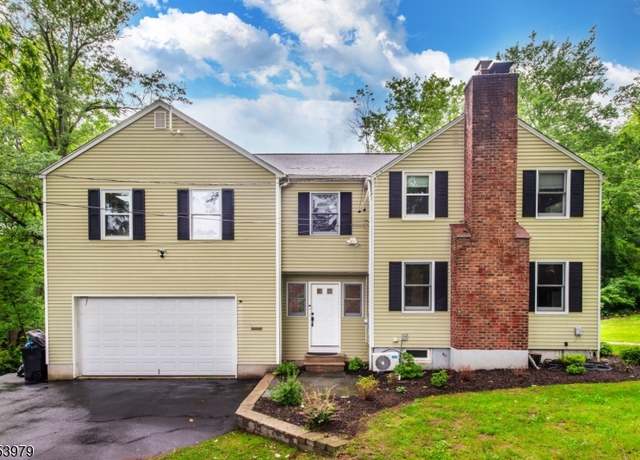 Property at 50 Sylvan Dr, Morris Plains Boro, NJ 07950-1944, 4 beds, 2.5 baths