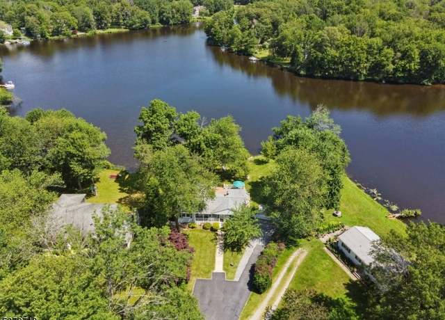 Property at 63 W Shore Dr, Newton, NJ 07860-6602, 3 beds, 2 baths