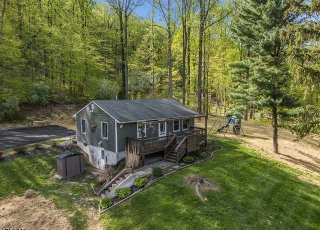 Property at 263 Asbury West Portal Rd, Bethlehem Twp., NJ 08802-1151, 2 beds, 1 bath