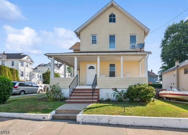 Property at 51 King St, Dover Town, NJ 07801-2804, 3 beds, 2 baths